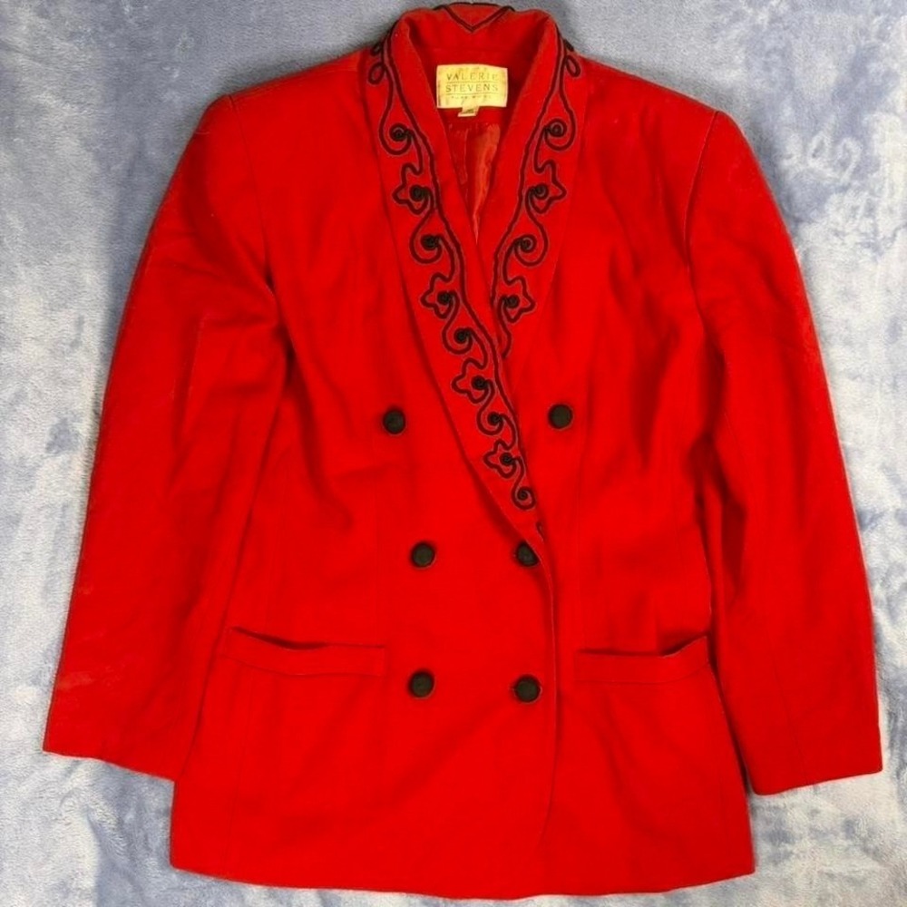Vintage Valerie Stevens red wool blazer with black embroidery. Size: 12